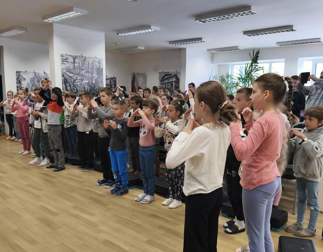 Reggeli áhítatok az aulánkban